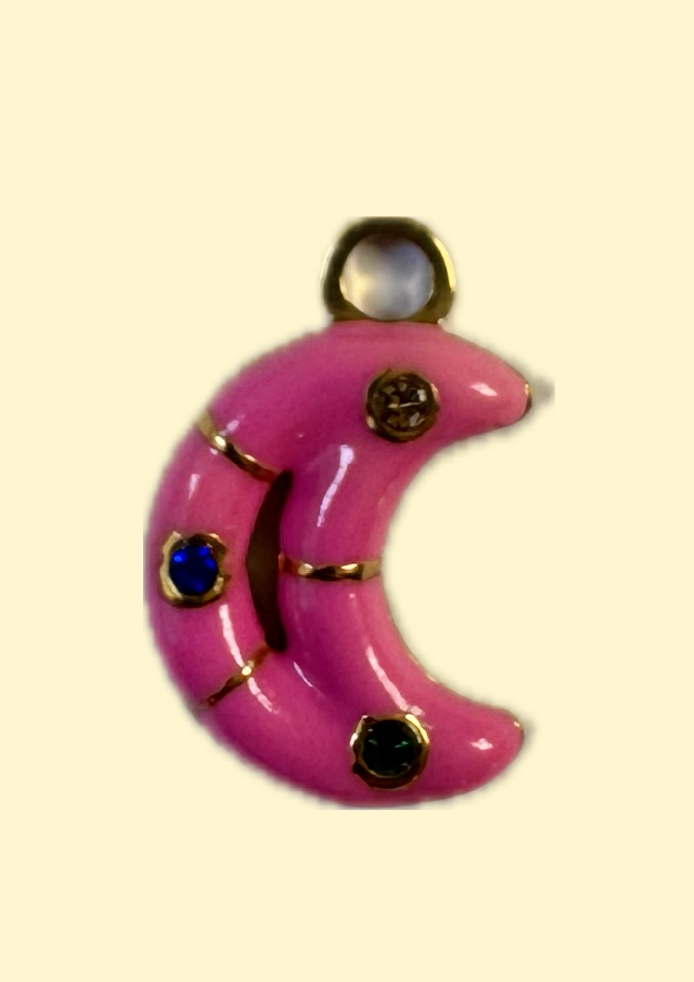 Charms lune fuschia